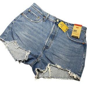 NWT Levi’s 501 high rise denim shorts sz 32